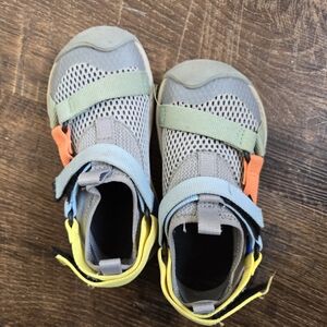 Teva sneakers toddler size 10
